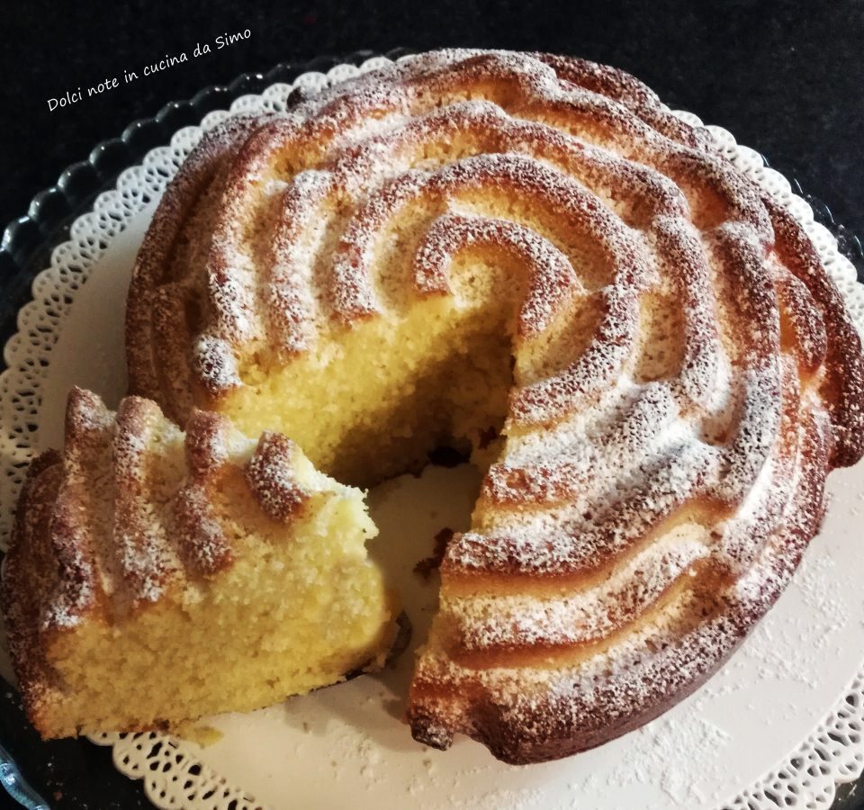 Ciambella al latte caldo condensato agrumata all’arancia