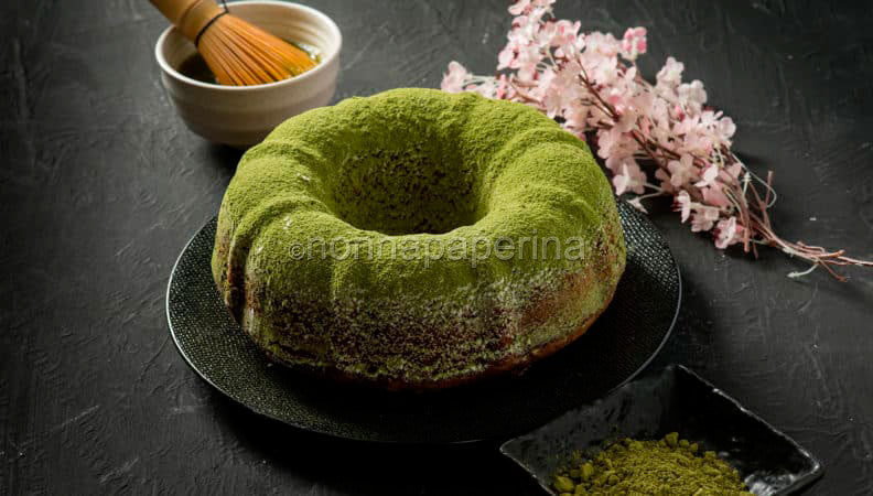 Ciambella al tè matcha, un dolce spettacolare