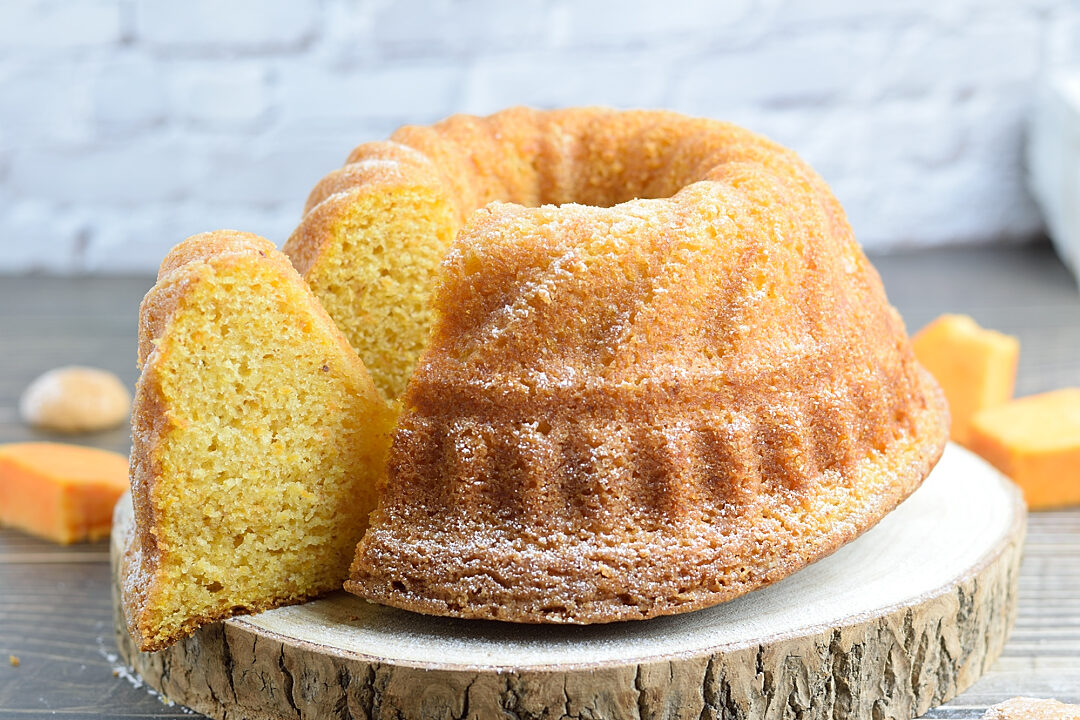 Ciambella alla Zucca e Amaretti
