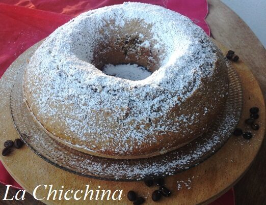 Ciambella alle mandorle e caffè