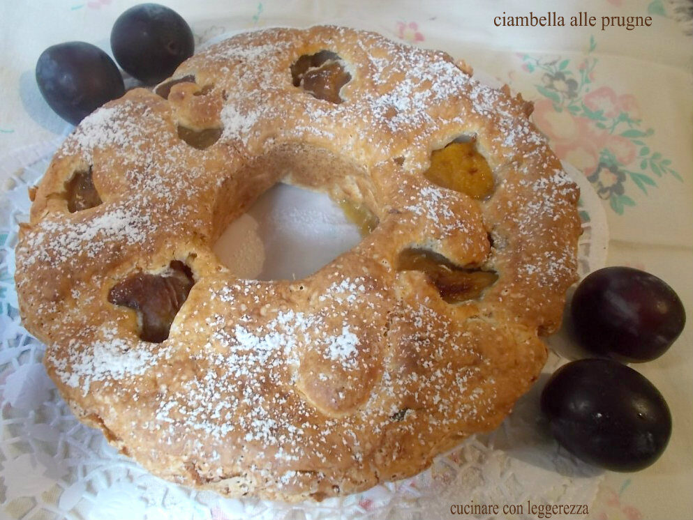 Ciambella alle prugne