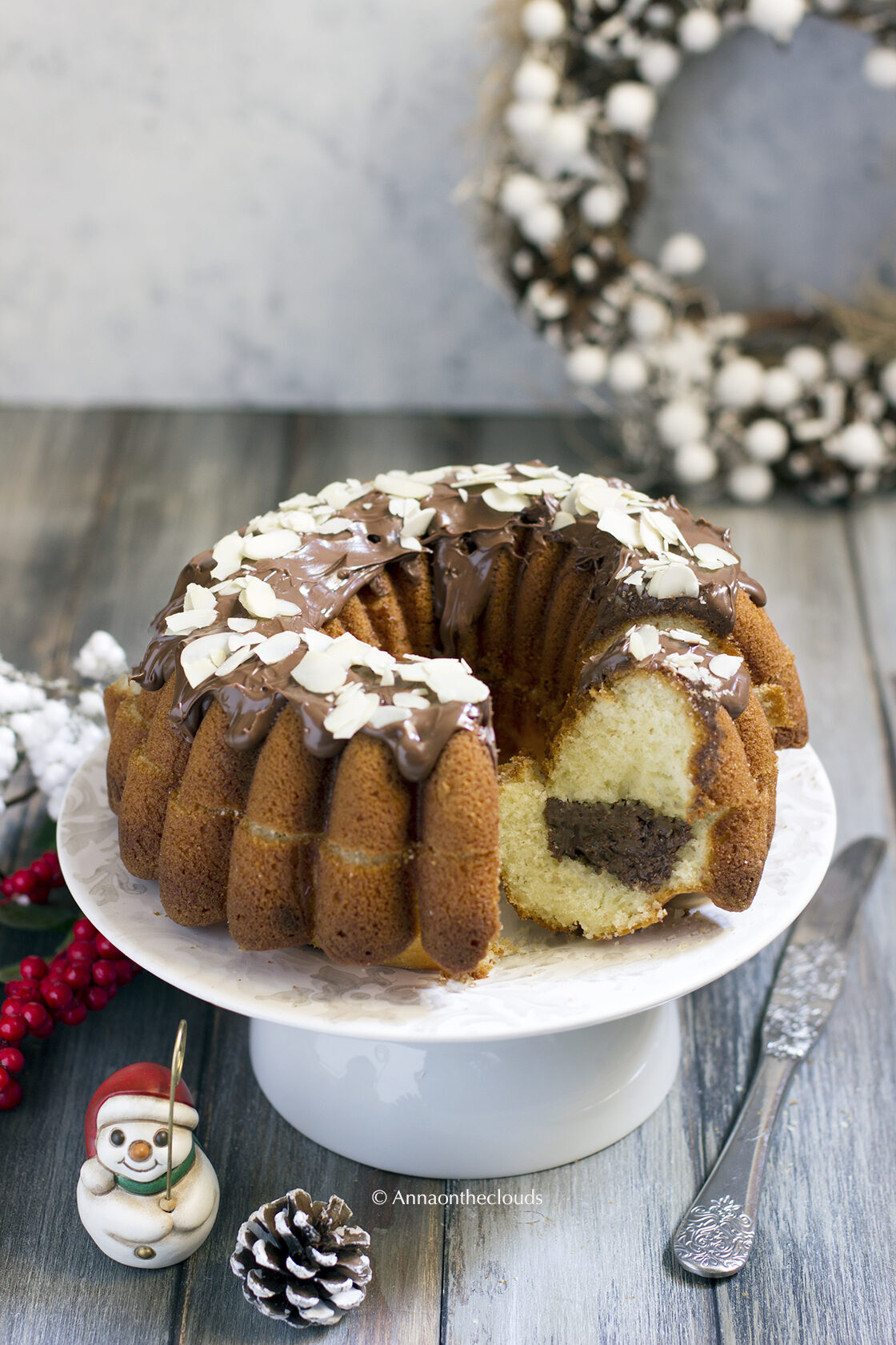 Ciambella allo yogurt con cuore di nutella morbido
