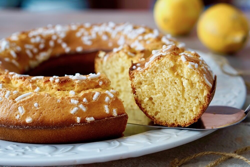 Ciambella allo yogurt e limone