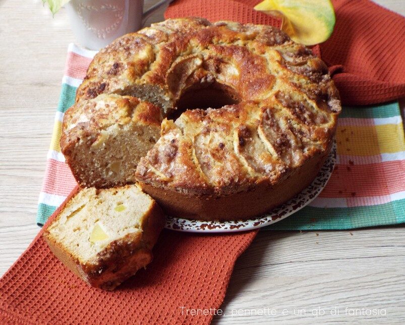 Ciambella allo yogurt e mele