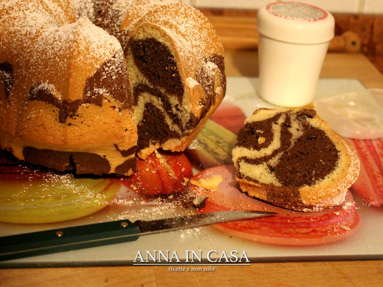 Ciambella bicolore all'acqua