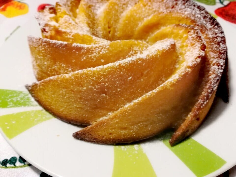 Ciambella carote e arancia, ricetta con Bimby e senza
