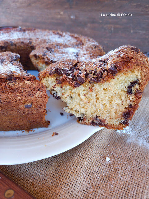 Ciambella cocco e latte condensato