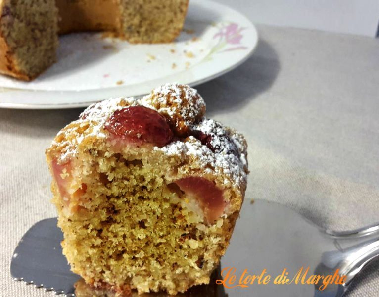 Ciambella con ciliegie senza glutine