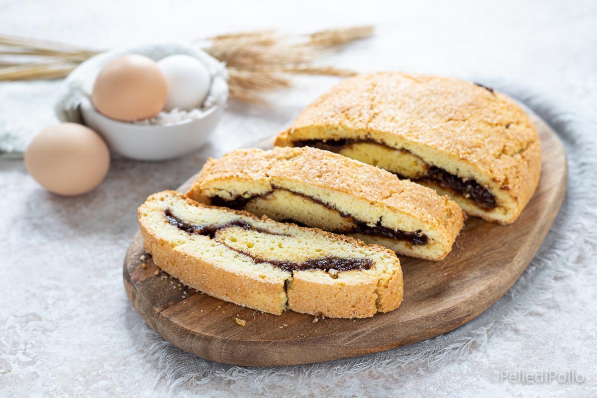 Ciambella con marmellata