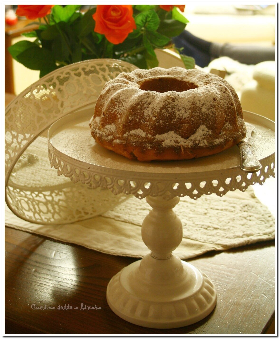 Ciambella con pere e cioccolato