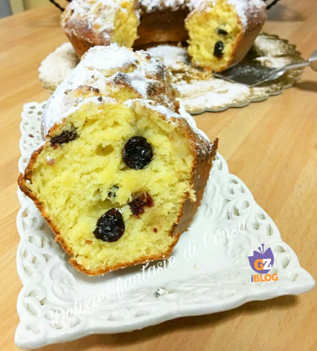 Ciambella del mattino yogurt e mirtilli