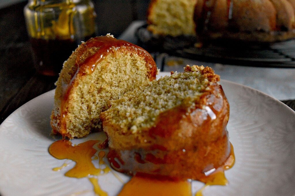 Ciambella di farro con miele di melata
