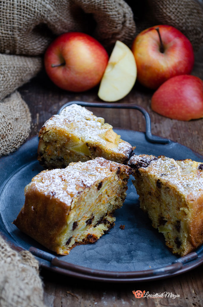 Ciambella di mele e carote con gocce di cioccolato – fornetto versilia
