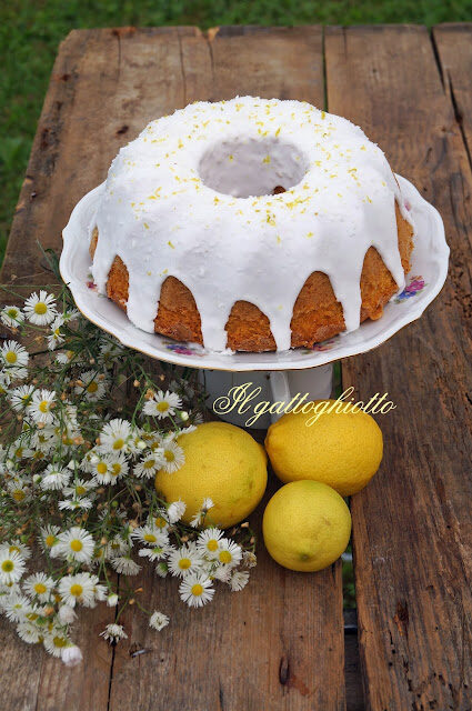 Ciambella glassata cocco e limone