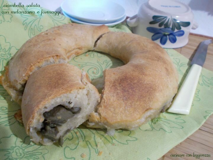 Ciambella salata con melanzana e formaggi – lievito madre