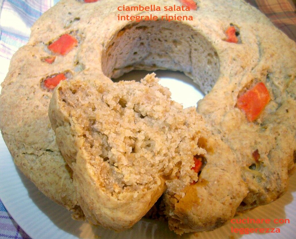 Ciambella salata integrale ripiena con lievito madre