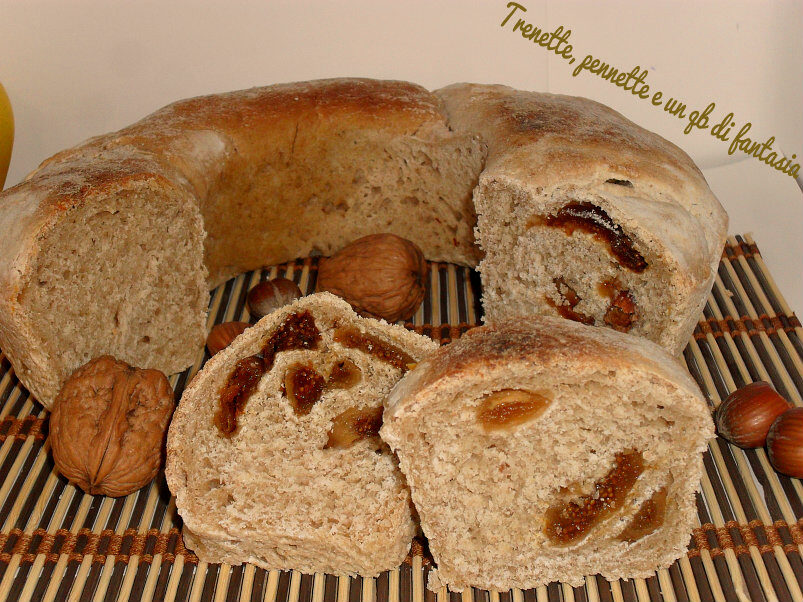 Ciambella semintegrale con fichi