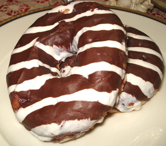 Ciambelle al forno dolci zebrate
