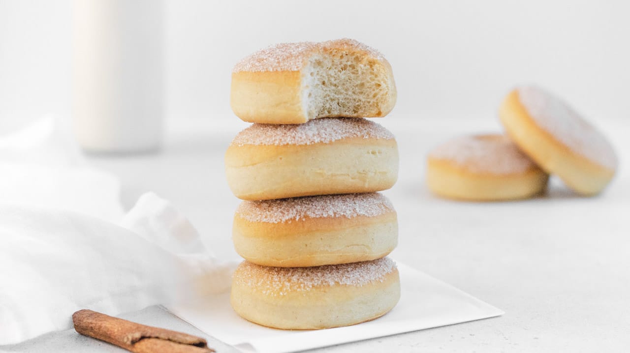 Ciambelle al forno senza uova, burro o latte