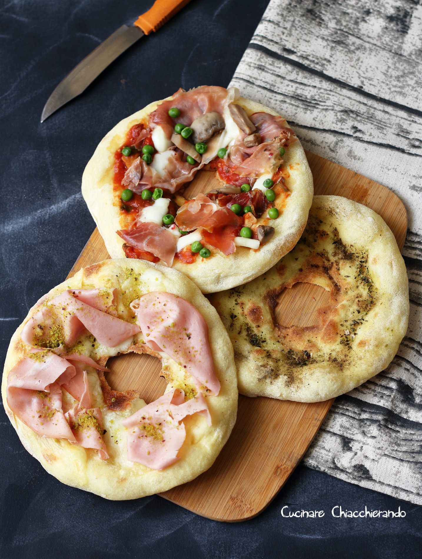 Ciambelle di pizza in padella