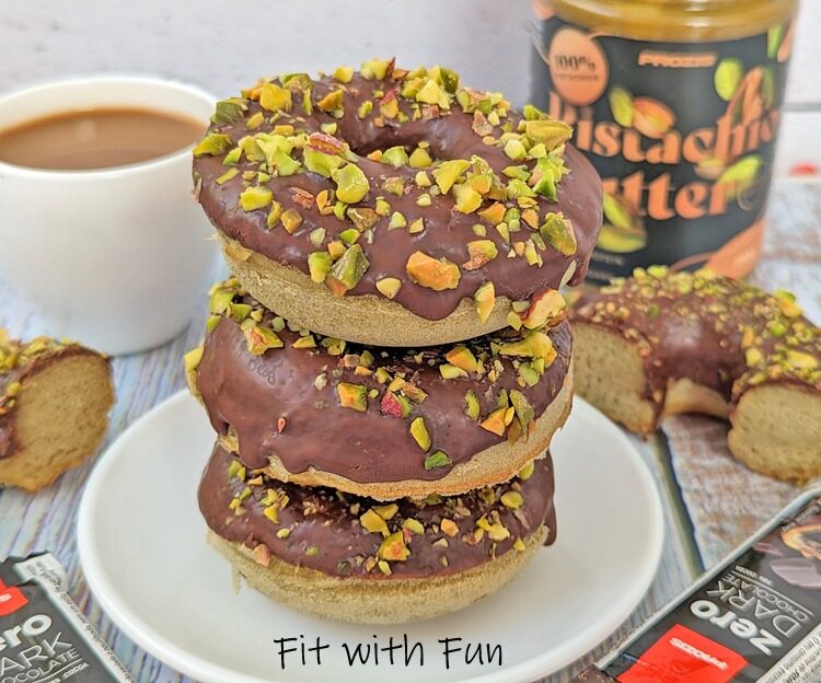 Ciambelle pistacchio e cioccolato proteiche e senza glutine