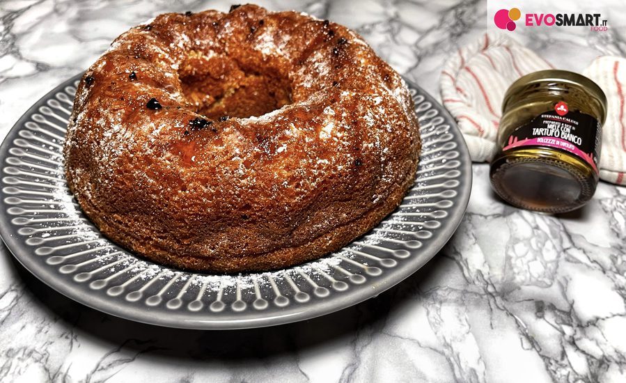 Ciambellina morbida con miele al tartufo bianco