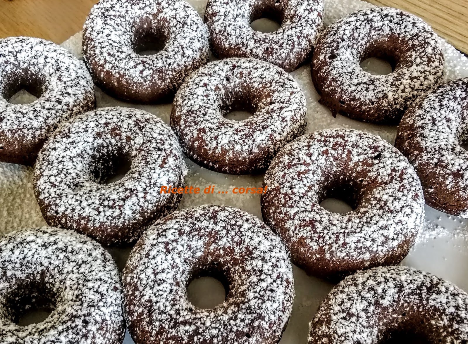 Ciambelline al finto cioccolato (vegan)