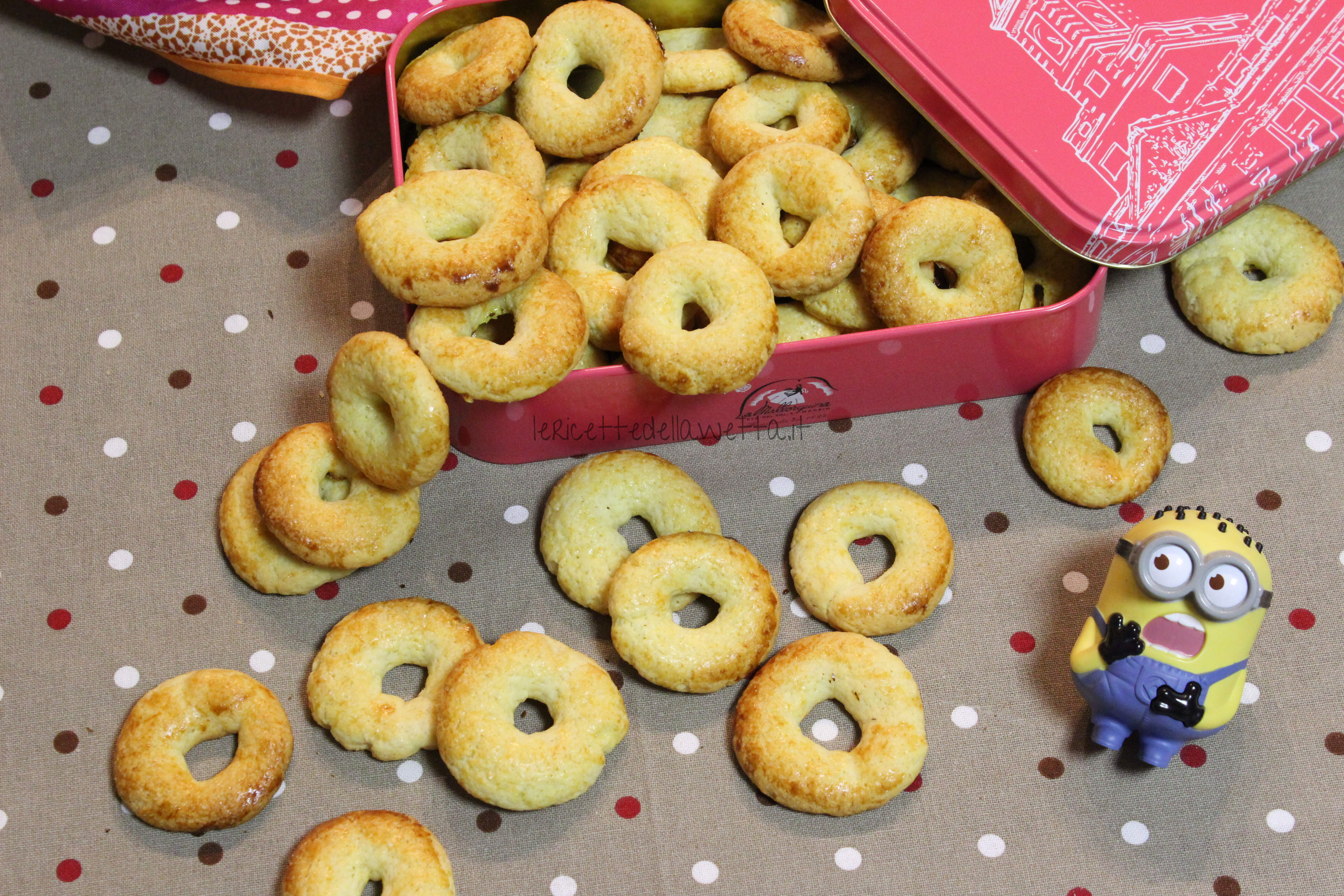 Ciambelline biscottate: Ciambiscotti