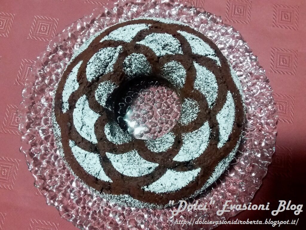 Ciambellone al doppio caffè – riciclo albumi