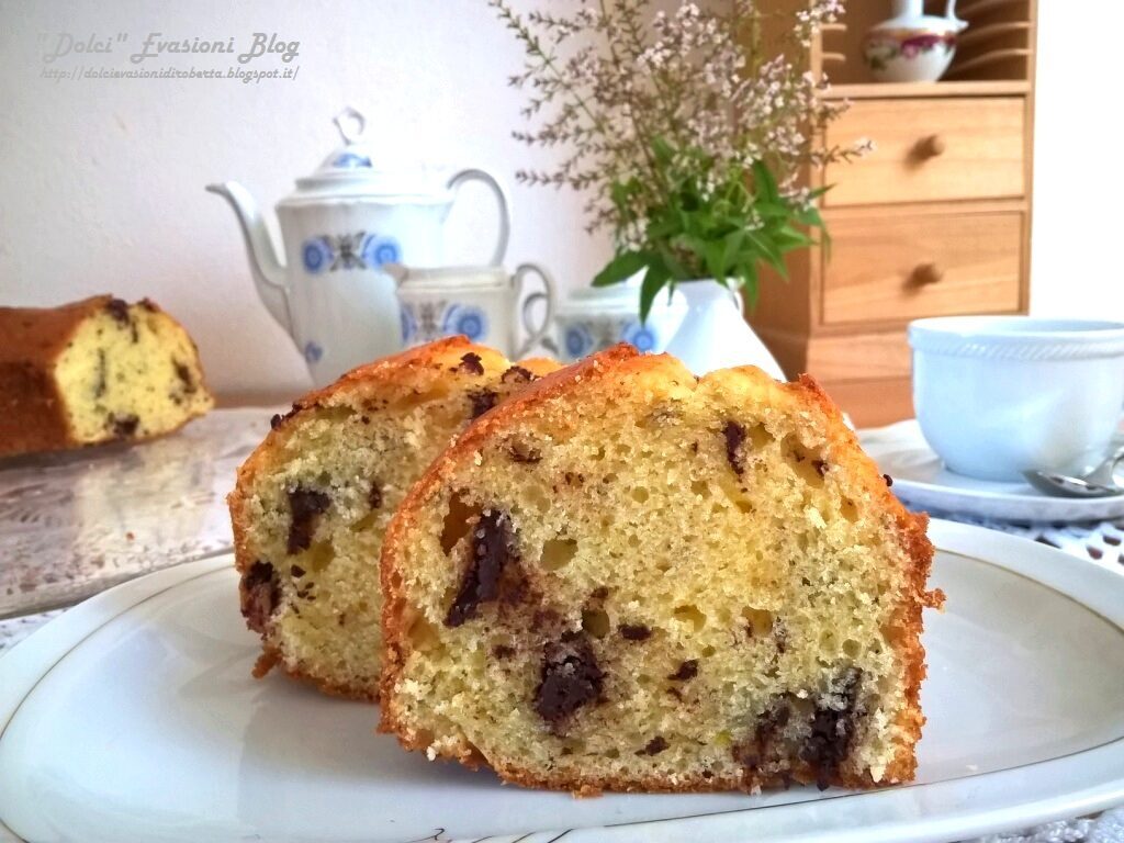 Ciambellone alla Ricotta e Gocce di Cioccolato Sofficissimo e Scioglievole