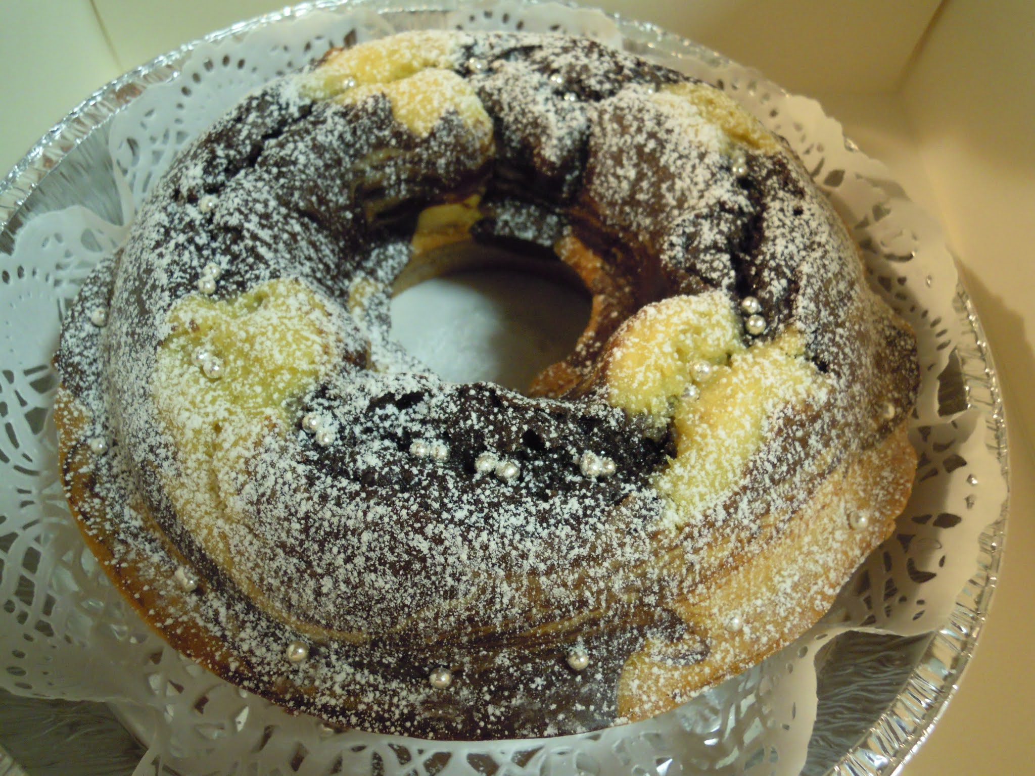 Ciambellone bianco e nero