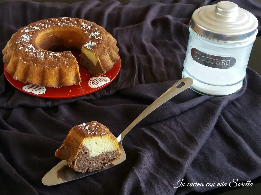 Ciambellone bicolore al cocco e cacao – ricetta senza burro e olio