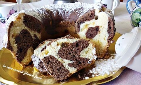 Ciambellone bicolore senza glutine