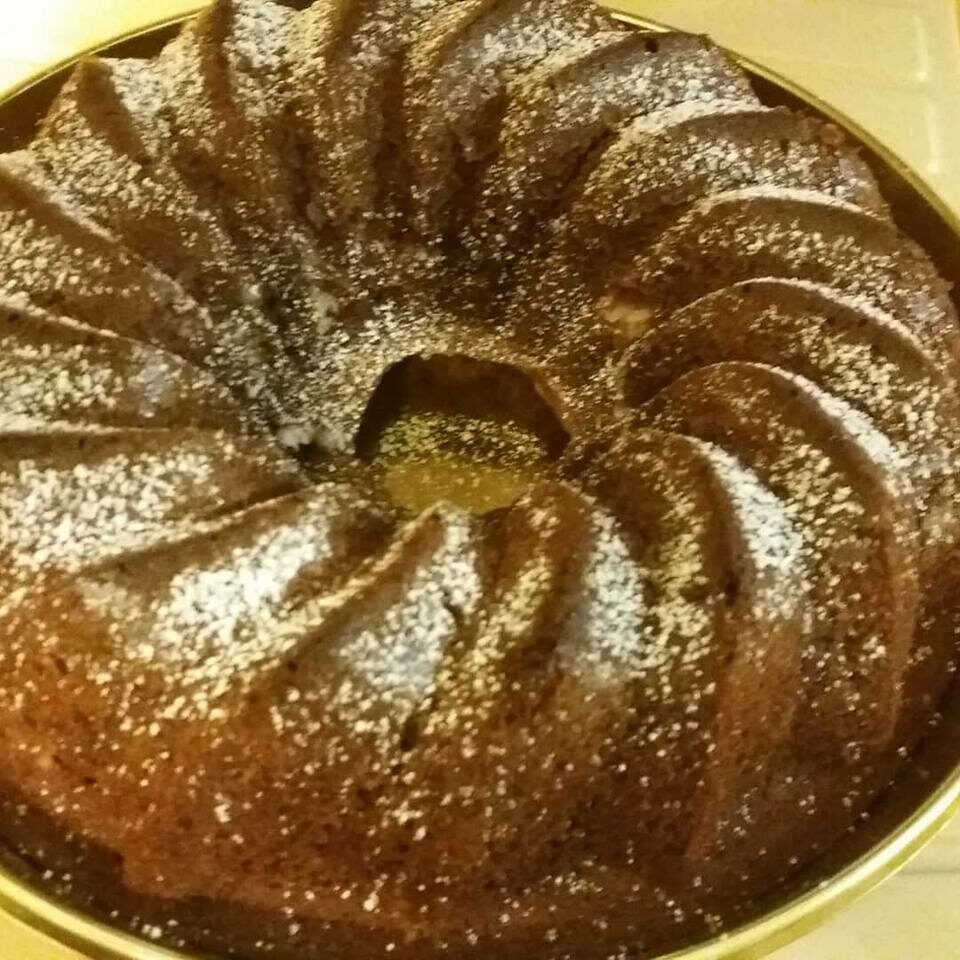 Ciambellone con cuore di cocco