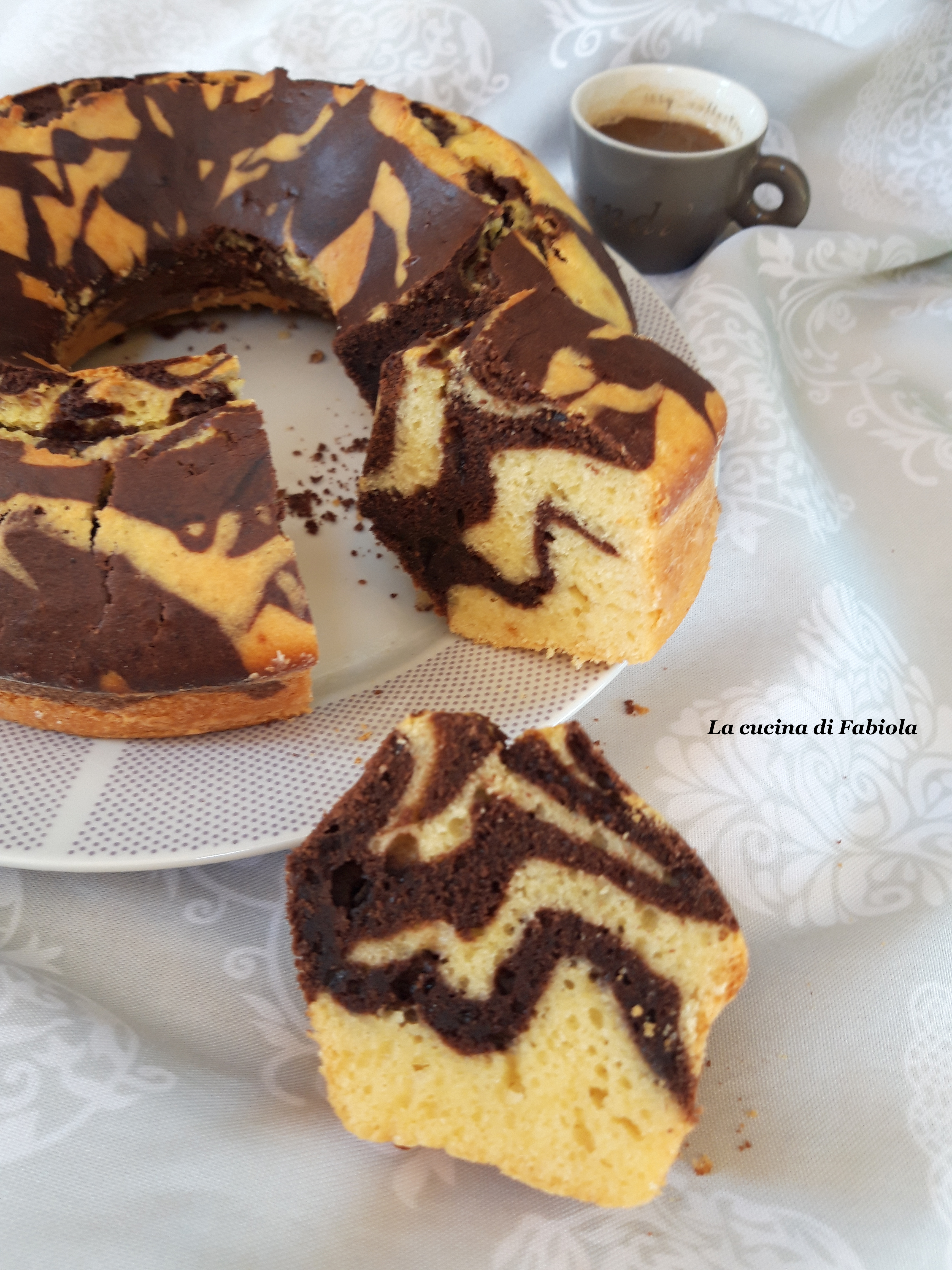 Ciambellone maculato alla ricotta