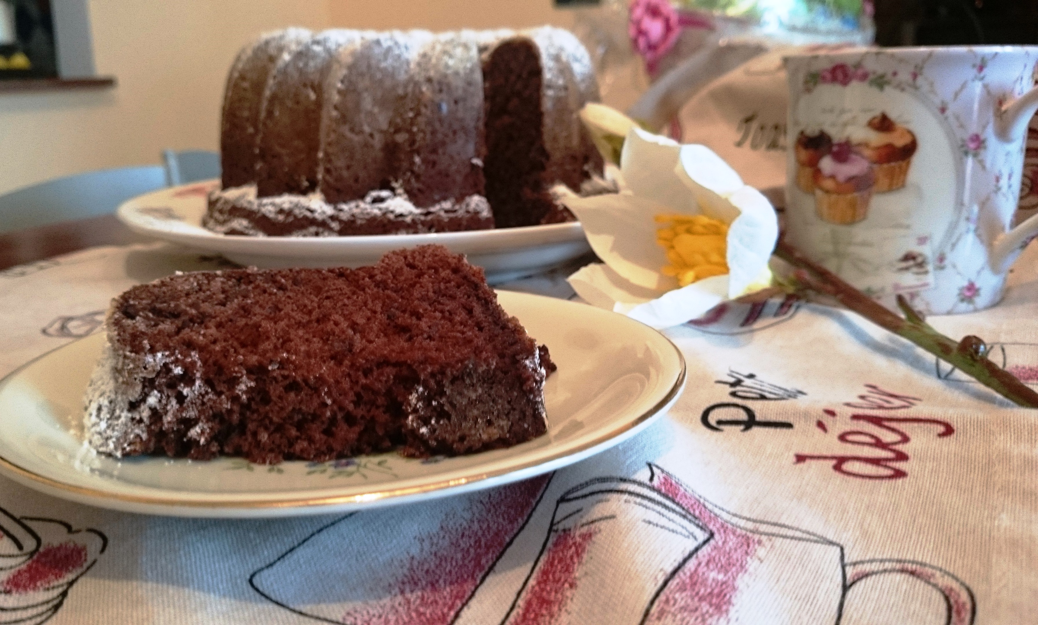 Ciambellone soffice al cacao con solo albumi