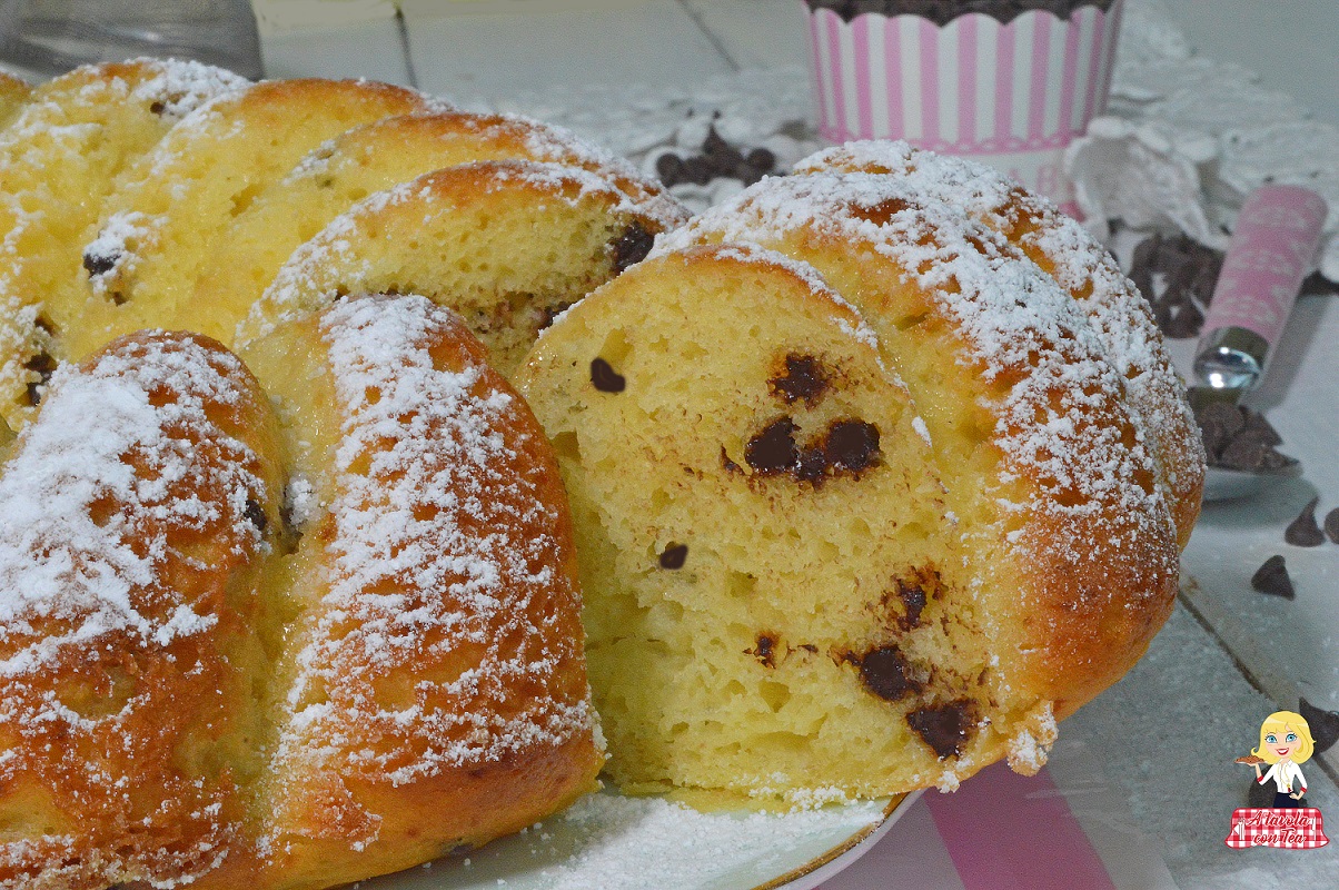 Ciambellone soffice con gocce di cioccolato ricetta facile