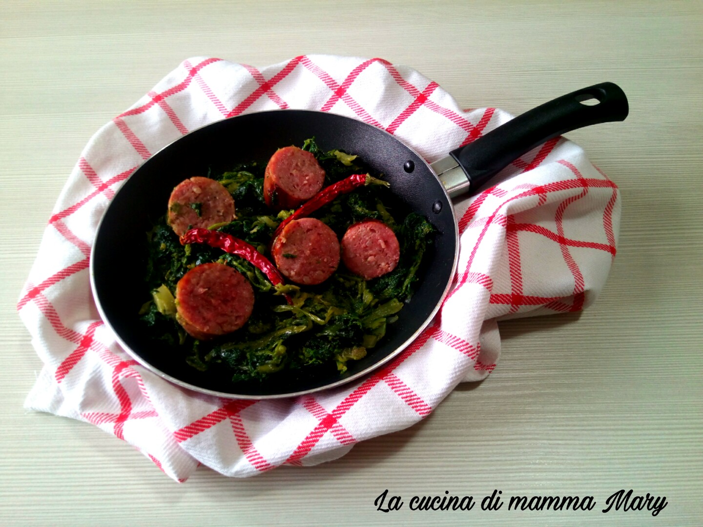 Cime di rapa e salsiccia
