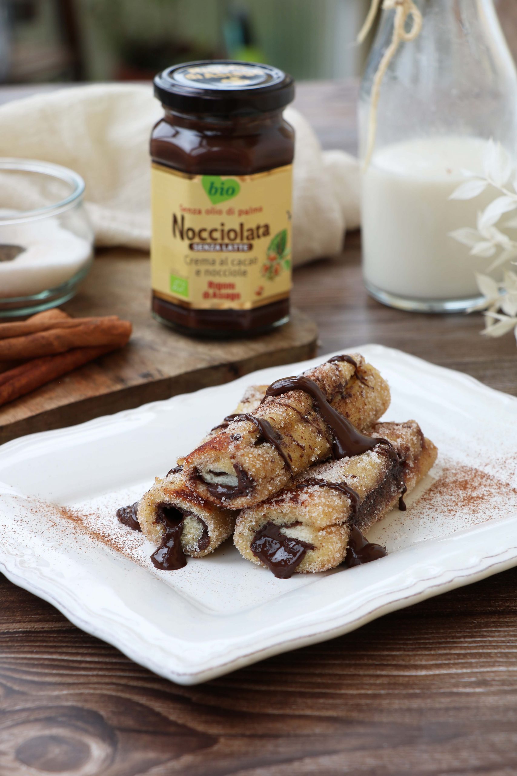 Cinnamon french toast rolls up