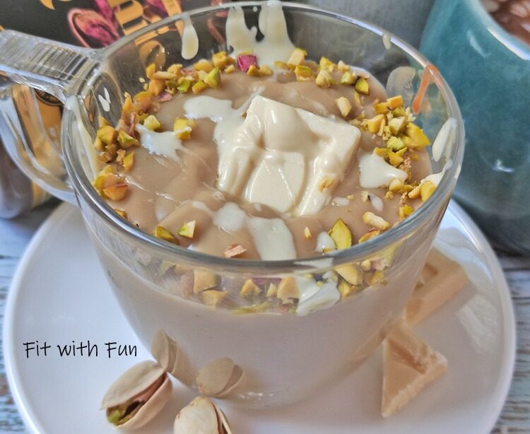 Cioccolata calda al pistacchio 130 calorie senza zucchero