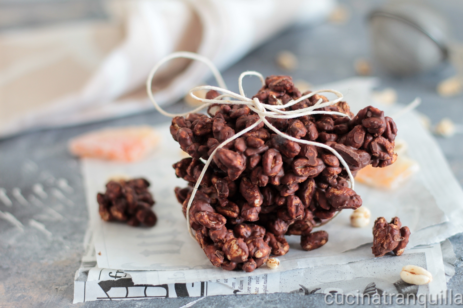 Cioccolato fondente al farro soffiato