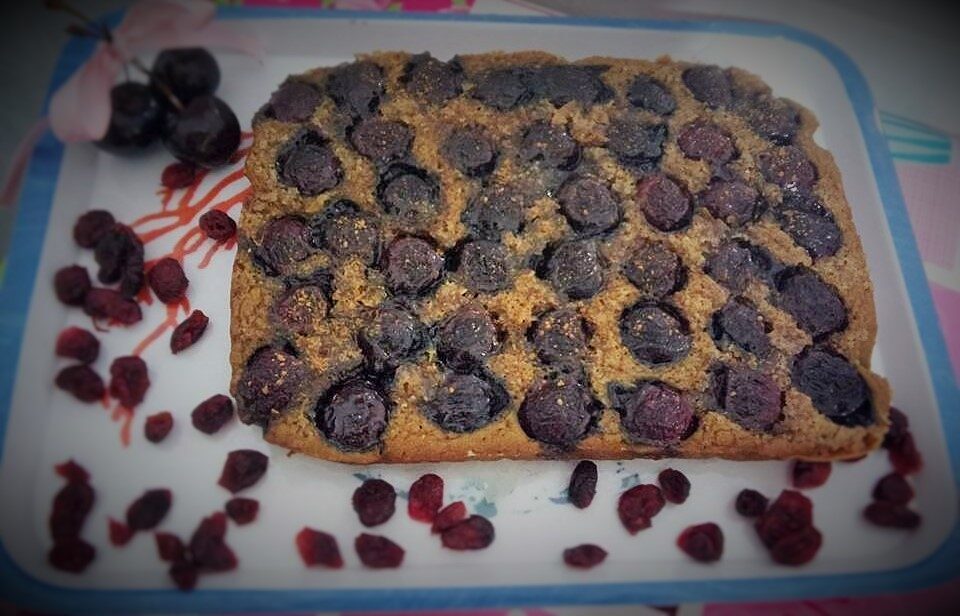 Clafoutis alle ciliegie vegan