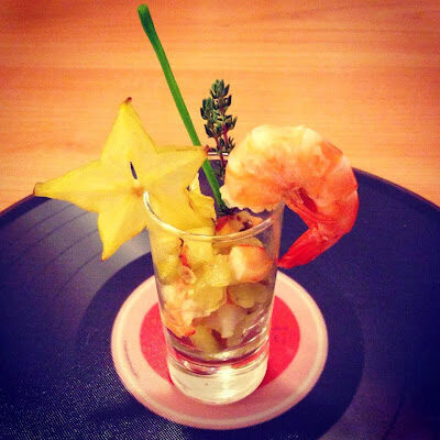 Cocktail di gamberi e carambola