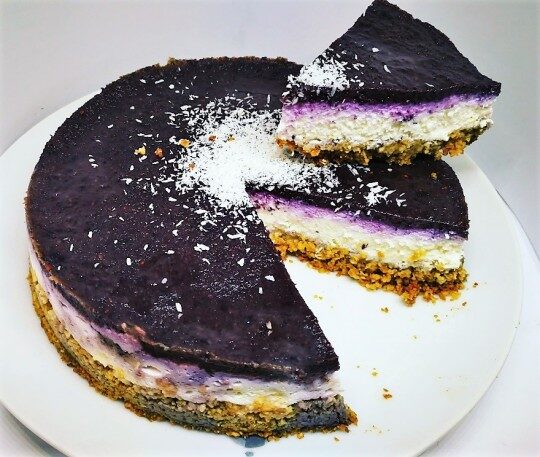 Coconut, lime & blueberries cheescake
