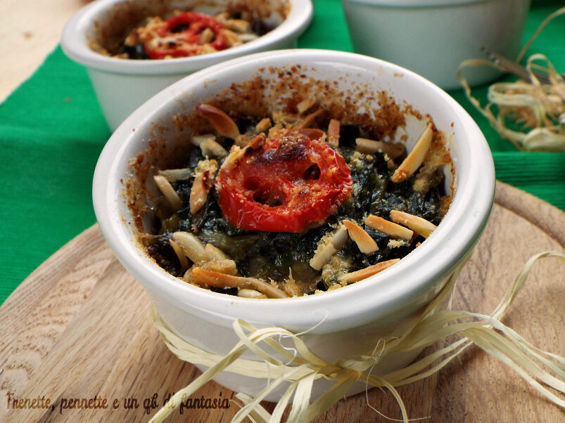 Cocottine di bieda gratinate con mandorle
