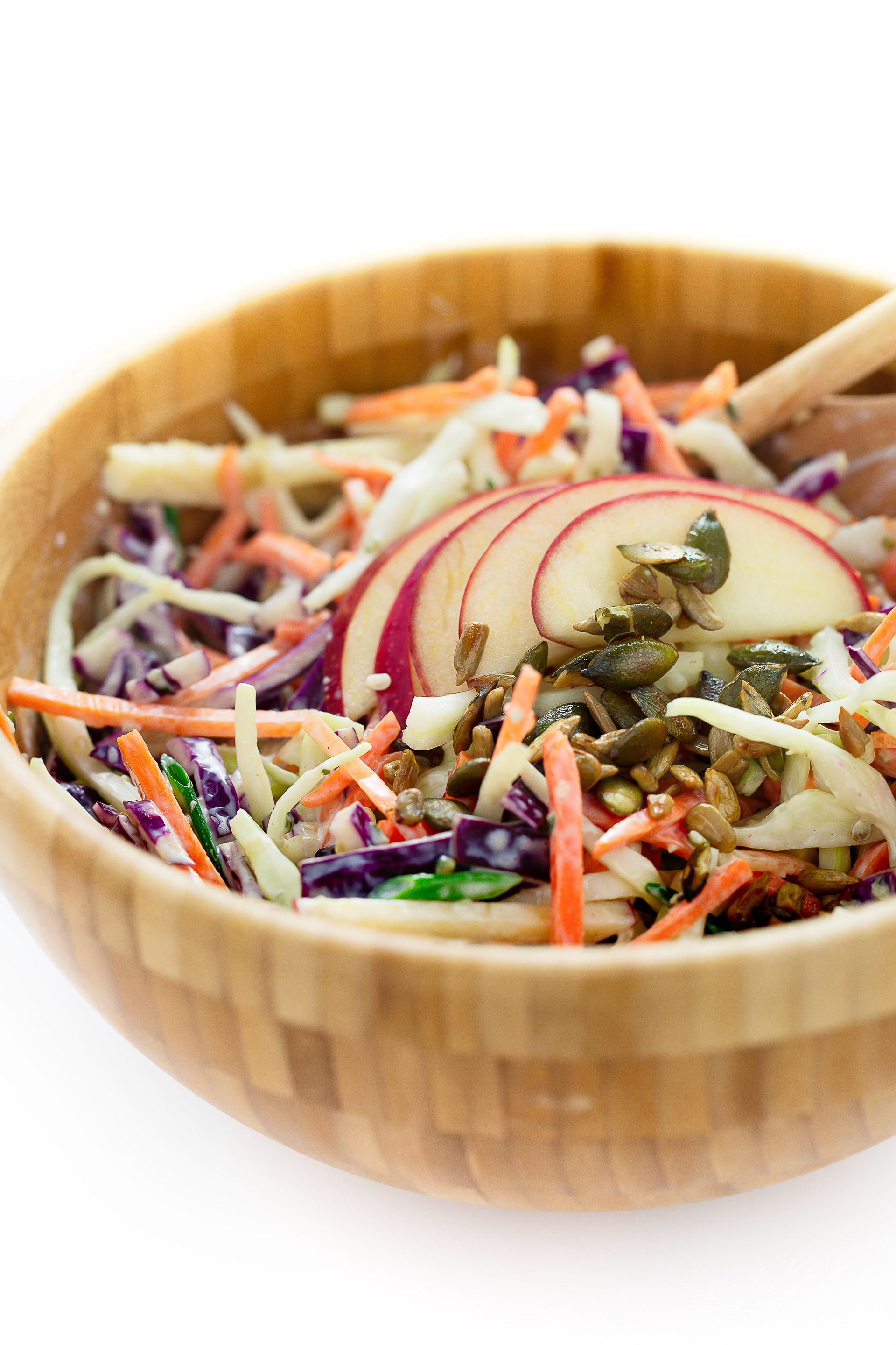 Coleslaw light – insalata di cavolo, carote e mele (vegan)