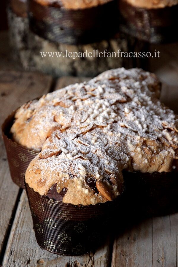 Colomba pasquale con lievito di birra