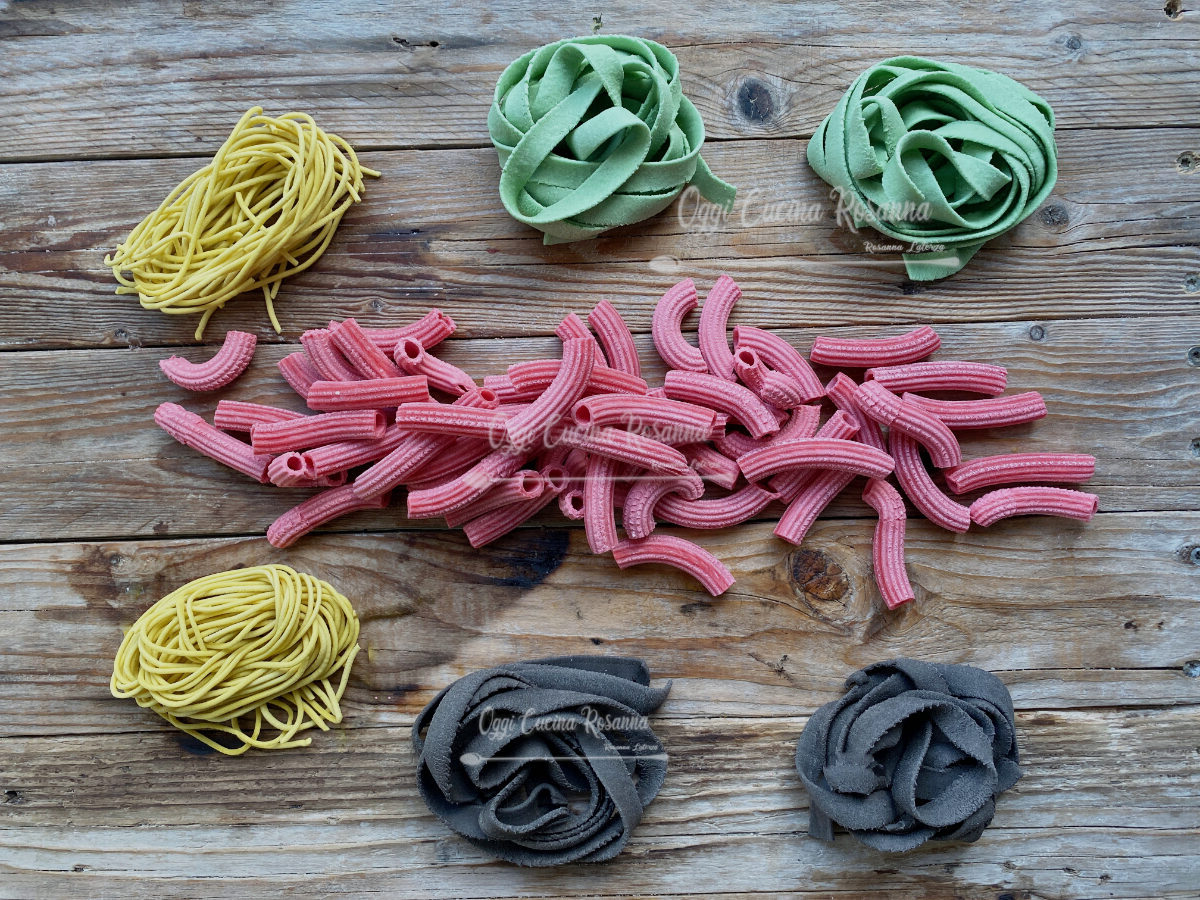 Colorare la pasta con pasta maker