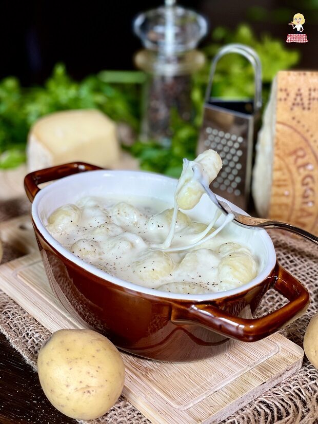 Come fare gli gnocchi alla bava filanti
