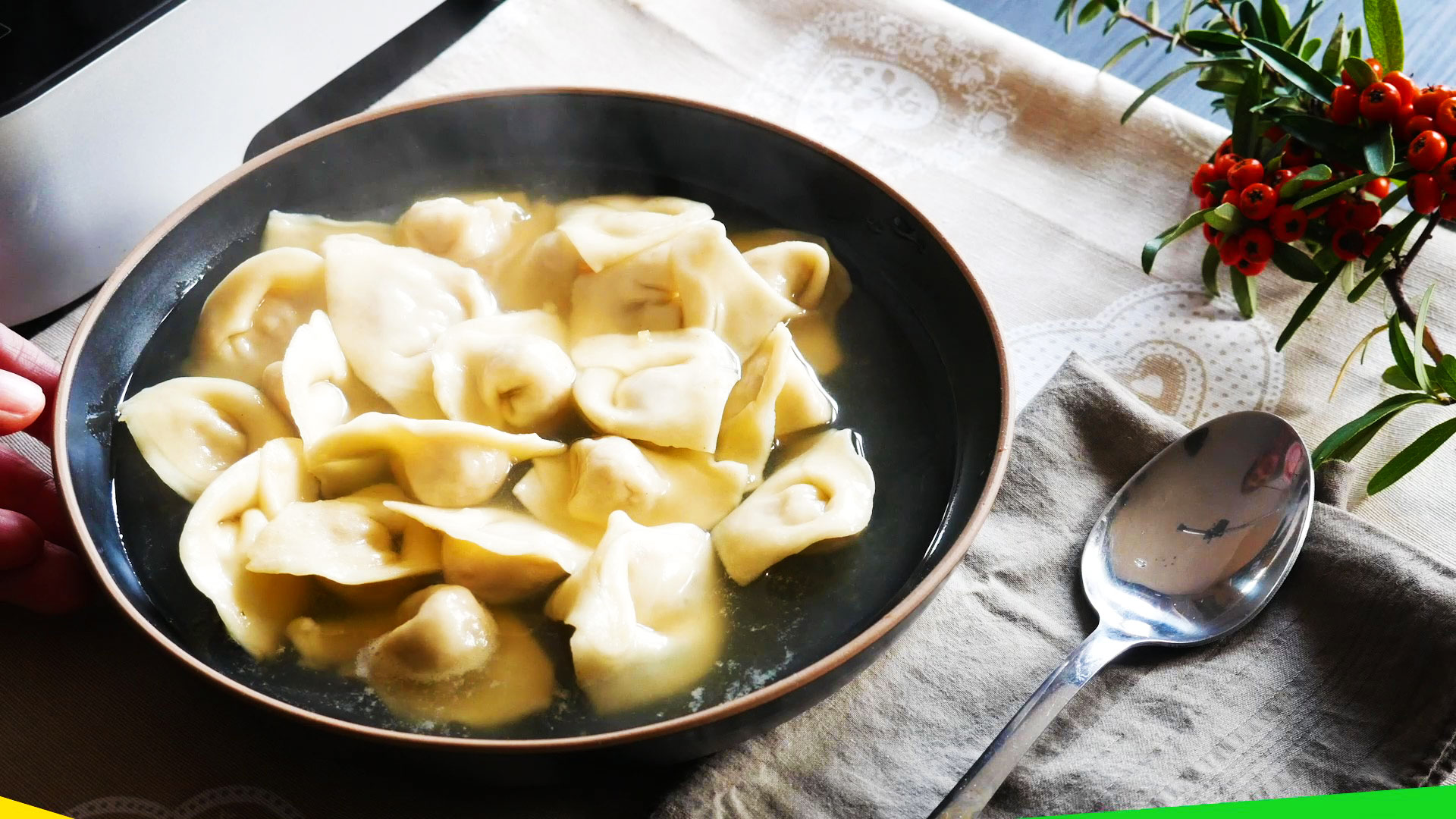 Come fare i cappelletti vegetali | ricetta facile